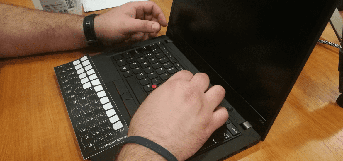 billentyűzet matricázás